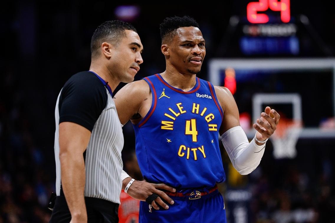 威少惊艳全场，约基奇助攻爆棚，湖人逆转取胜！的简单介绍