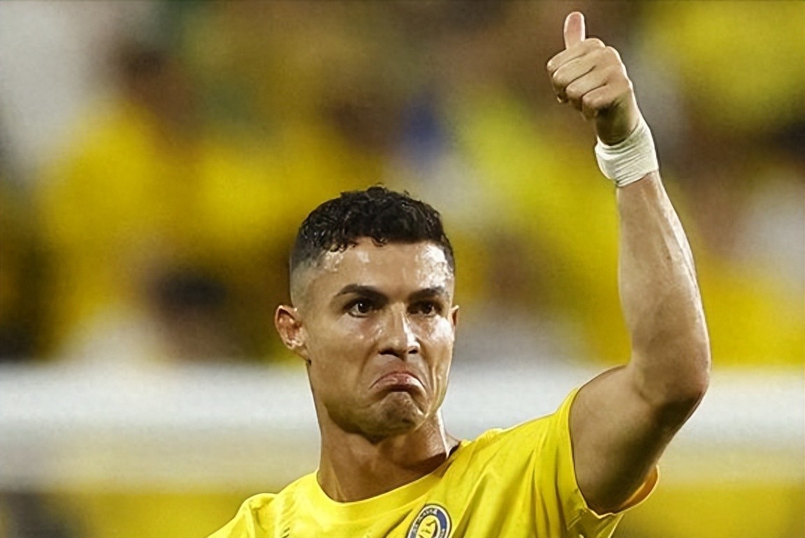  字母哥复出首秀出彩，利雅得新月主场惊险迈阿密热火，豪取13连胜